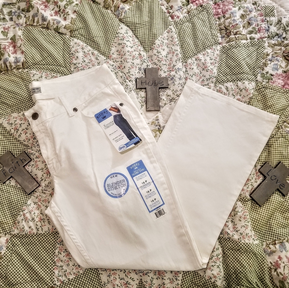 NWT Lee Riders Slender Stretch White Bootcut 16P - Picture 1 of 7